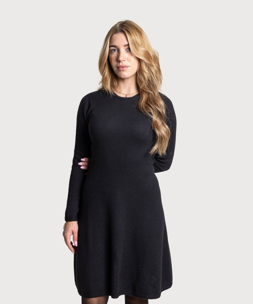 Black / XS Knitted Everyday Dress Miaki Swiss Made Womenswear