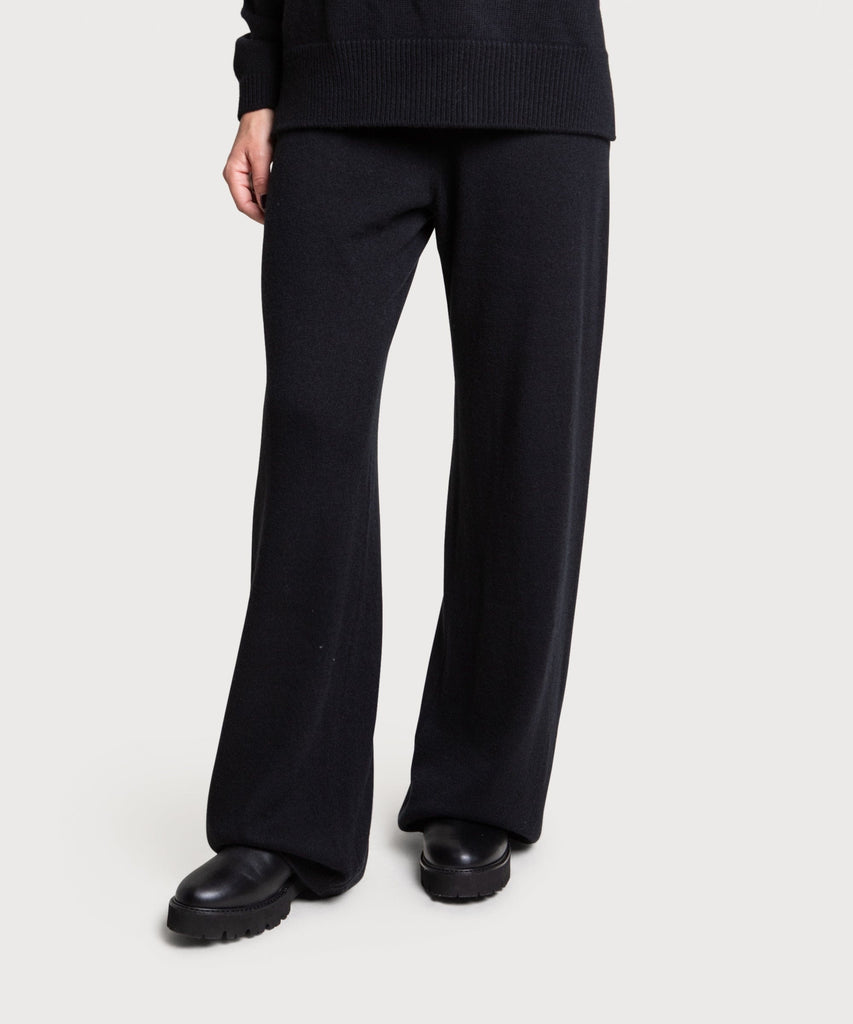Black / XS Knitted Wool Trousers Miaki Swiss Made Womenswear