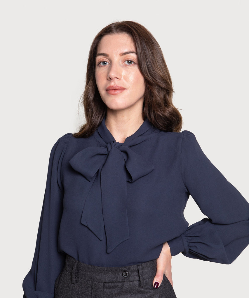 Bow Blouse Crepe Miaki Swiss Made Womenswear