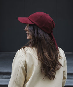 Bordeaux / One Size Cashmere Bow Sport Cap Miaki Swiss Made Womenswear