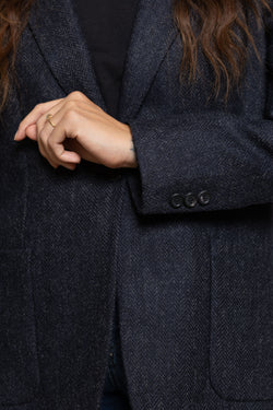 Entspannter Tweed-Blazer mit Fischgrätenmuster