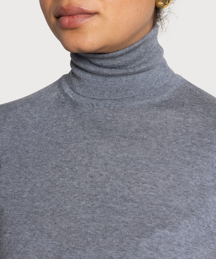 Rollkragenpullover aus Wolle