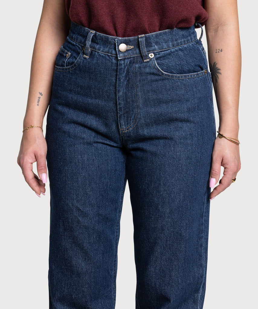 Straight Jeans